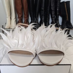 NWT Pour La Victoire Layla Feather Flats